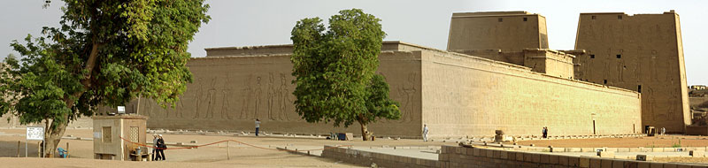 Edfu, Copyright Stefanie Möhrle Edfu, Copyright Stefanie Möhrle