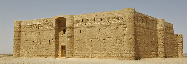 Qasr el-Kharaneh, Copyright Stefanie M&ouml;hrle