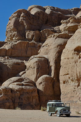 Lara im Wadi Rum, Copyright Stefanie M&ouml;hrle